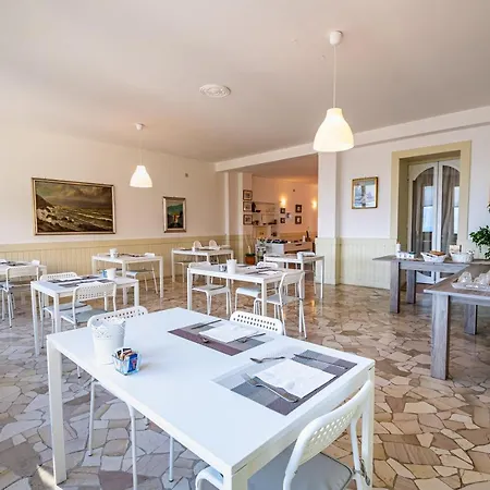 Belvedere Bed & Breakfast 3*